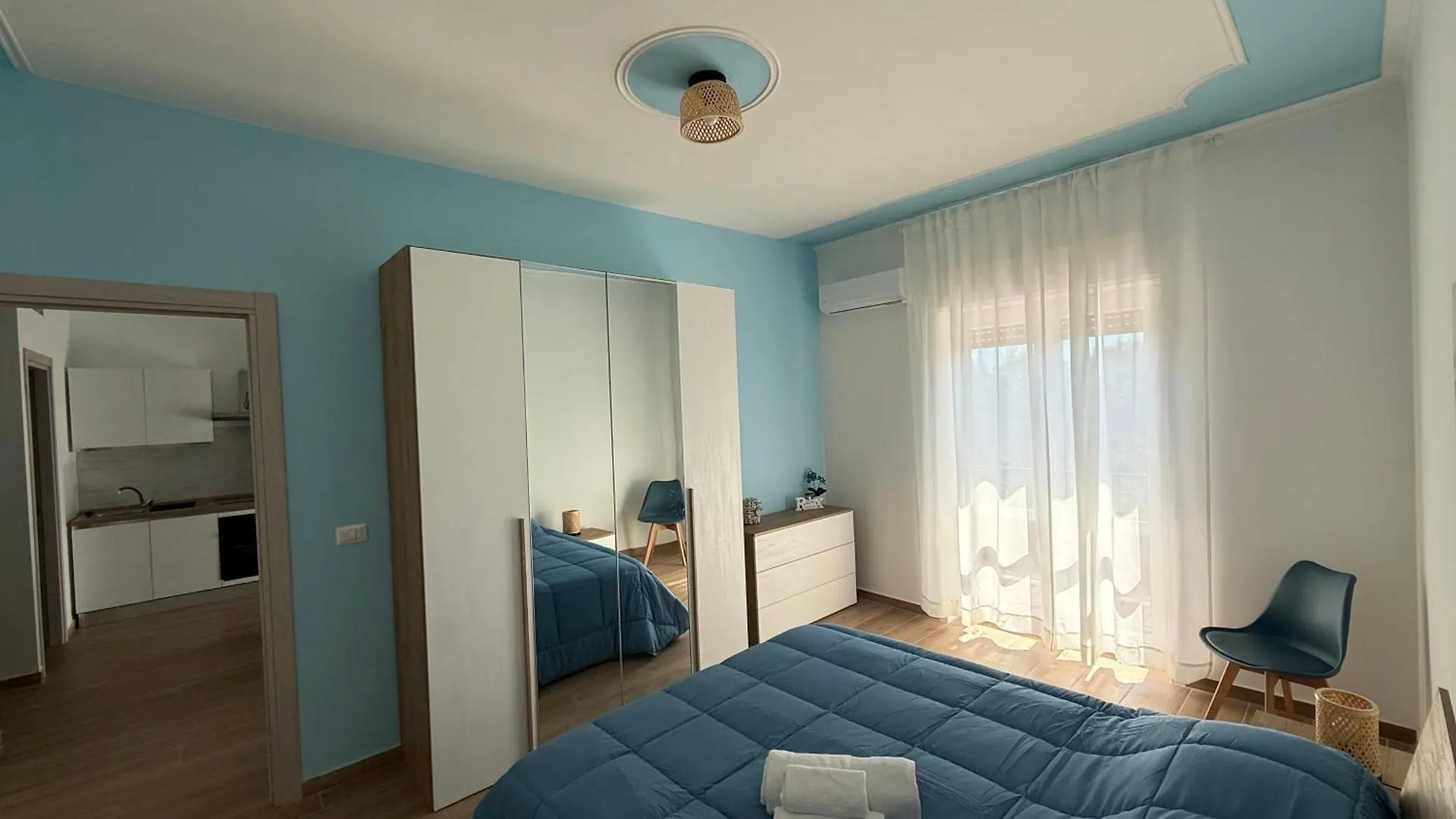 Heroes Apartments Catania Italy